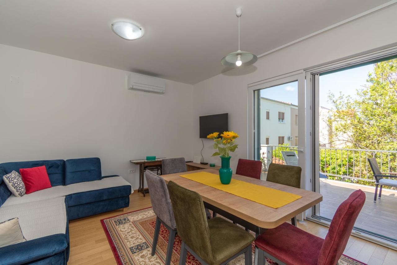 Apartment Lovor & Lavanda Kastela
