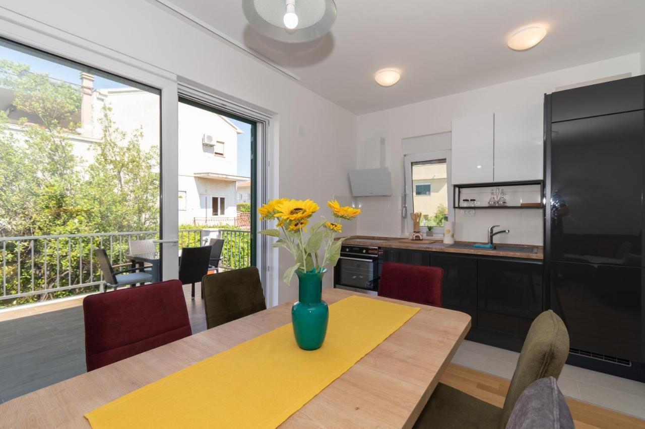 Apartment Lovor & Lavanda Kastela
