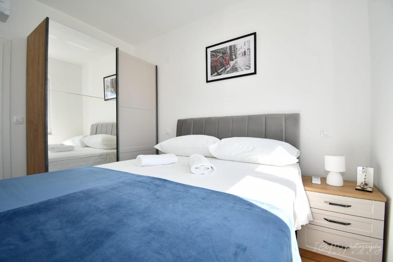 Lovor & Lavanda Apartment Kastela